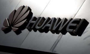 FCC Votes 5-0 to Bar China's Huawei, ZTE From Government Subsidy Program