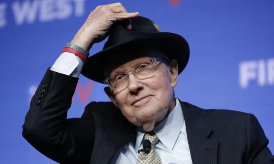 Harry Reid, Longtime Senate Majority Leader from Nevada, Dies at 82