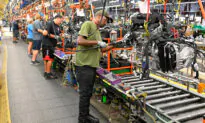 US Economy Grew at Steady 2.1 Percent In Final Quarter of 2019: Commerce Department