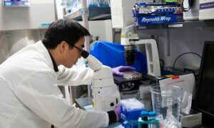Thousands of US-Based Scientists Sell Research to China, Report Says