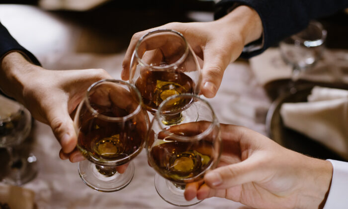 One last drink. (Shutterstock)
