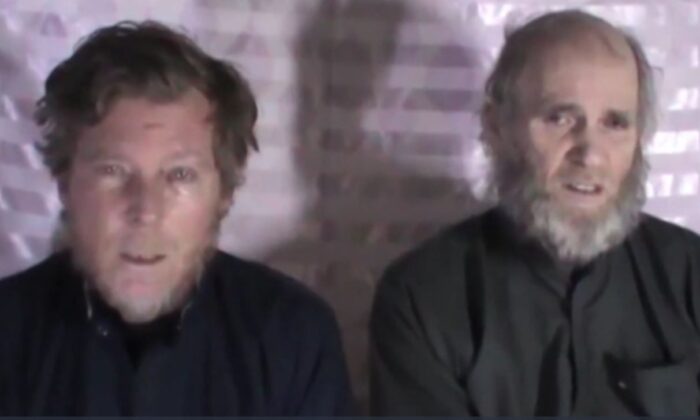 Australian Timothy Weeks (L) and U.S. citizen Kevin King in a still image from a 2017 video released by the Taliban. (Taliban)