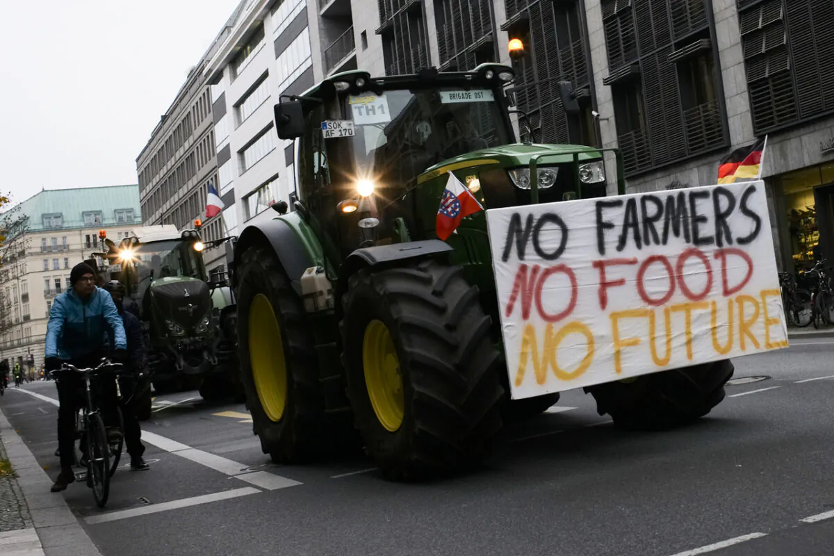 Farmers arrive for a protest at the government district in Berlin, Germany, on Nov. 26, 2019. (Markus Schreiber/AP)