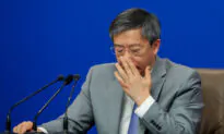 Bank Runs, Soaring Food Prices Heighten China’s Economic Woes