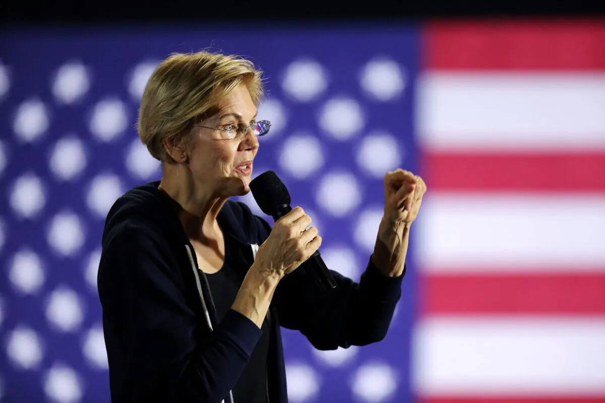 Democratic presidential candidate Sen. Elizabeth Warren (D-Mass.) holds a town hall event in West Des Moines, Iowa, on Nov. 25, 2019. (Scott Morgan/Reuters)