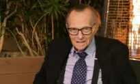 Report: Talk Show Host Larry King in Hospital With COVID-19