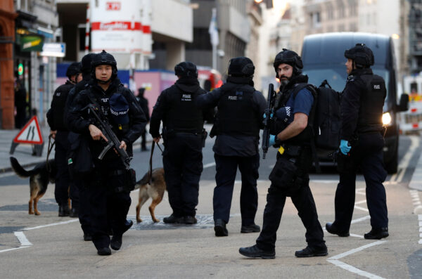 Police-officers-London-attack