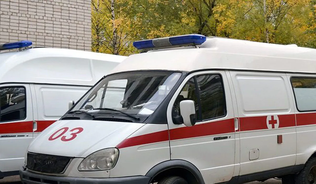Stock photo of an ambulance. (Carl Ballou/Shutterstock)