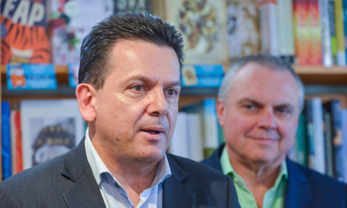 Nick Xenophon speaks to the press in the Adelaide Hills town of Stirling on July 3, 2016. (Brenton Edwards/AFP via Getty Images)