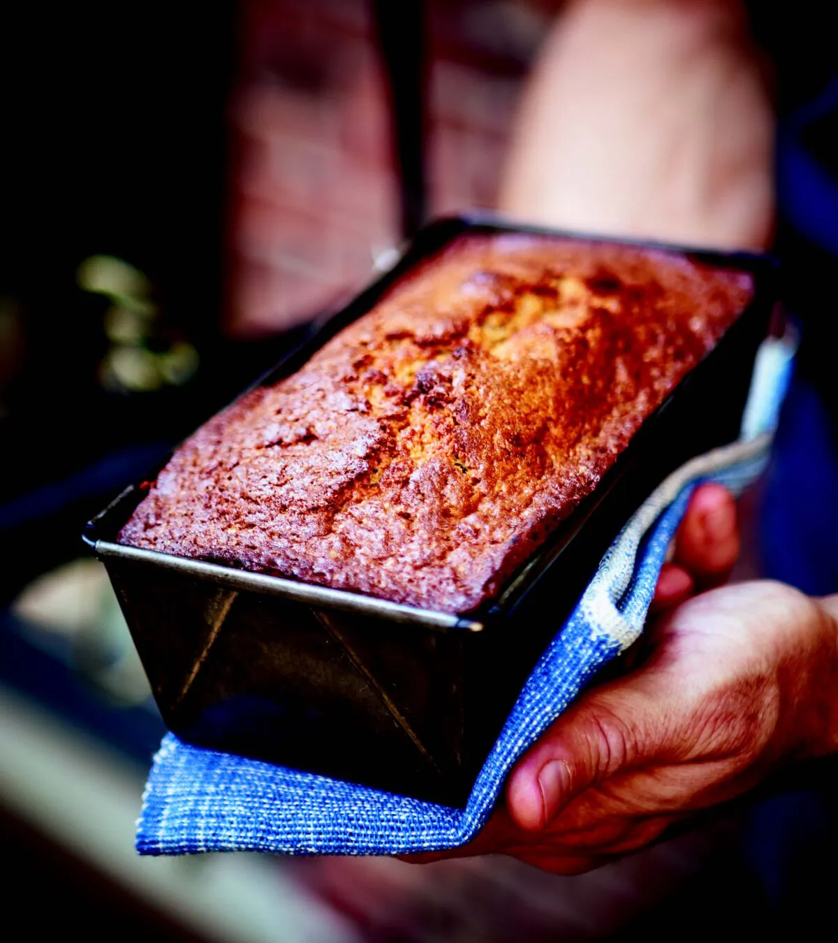 Cardamom and cinnamon banana bread. (Thomas Schauer)