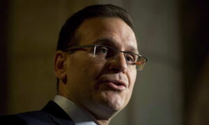 Canadian Senator Introduces Bill to Ban Imports From China’s Xinjiang