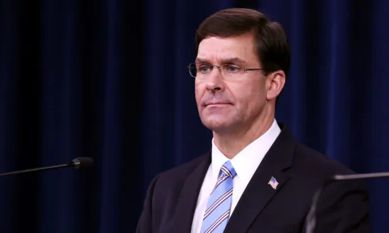 Esper Authorizes Deployment of 4,000 Personnel to US–Mexico Border