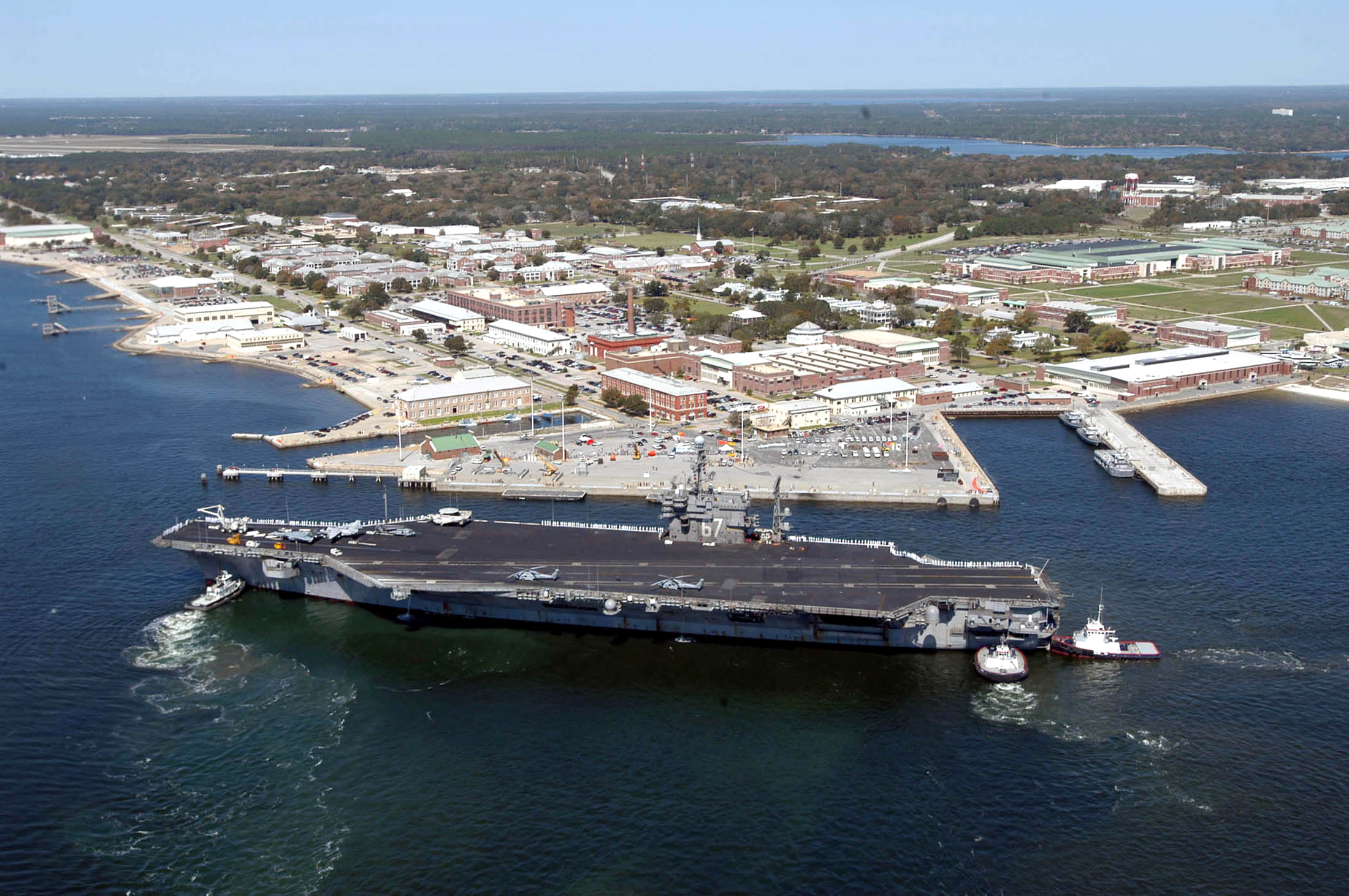 Suspect in Pensacola US Navy Base Shooting Was a Saudi National Officials