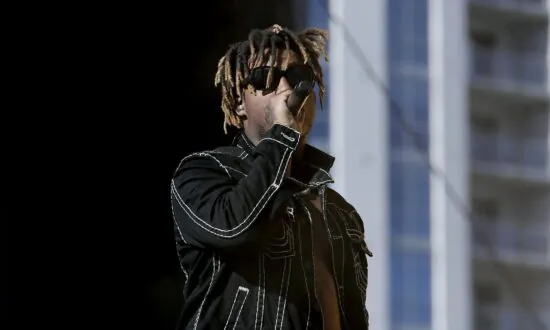 Rapper Juice Wrld Dies at 21 After Seizure in Chicago’s Midway Airport