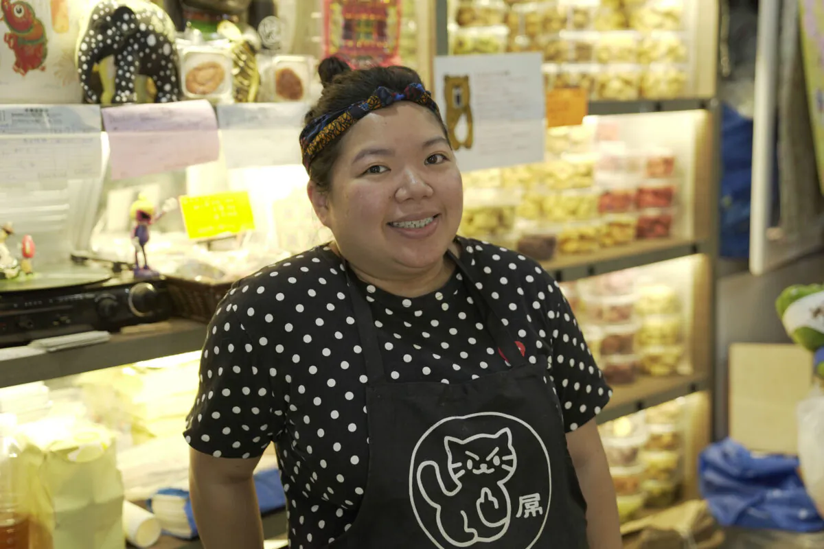 Naomi Suen, the third-generation owner of the Wah Yee Tang bakery in Sai Ying Pun, Hong Kong, on December 3, 2019. (Tal Atzmon/NTD)