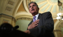 Sen. Joe Manchin ‘Torn’ About Whether to Vote to Convict Trump on Articles of Impeachment