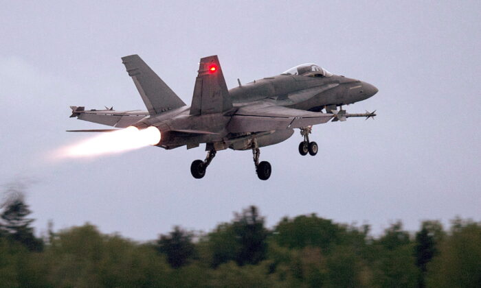 An RCAF CF-18 takes off from CFB Bagotville, Que., on June 7, 2018. (The Canadian Press/Andrew Vaughan)