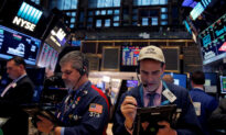 US Stocks Hit Records After Reports of ‘In Principle’ US–China Trade Deal