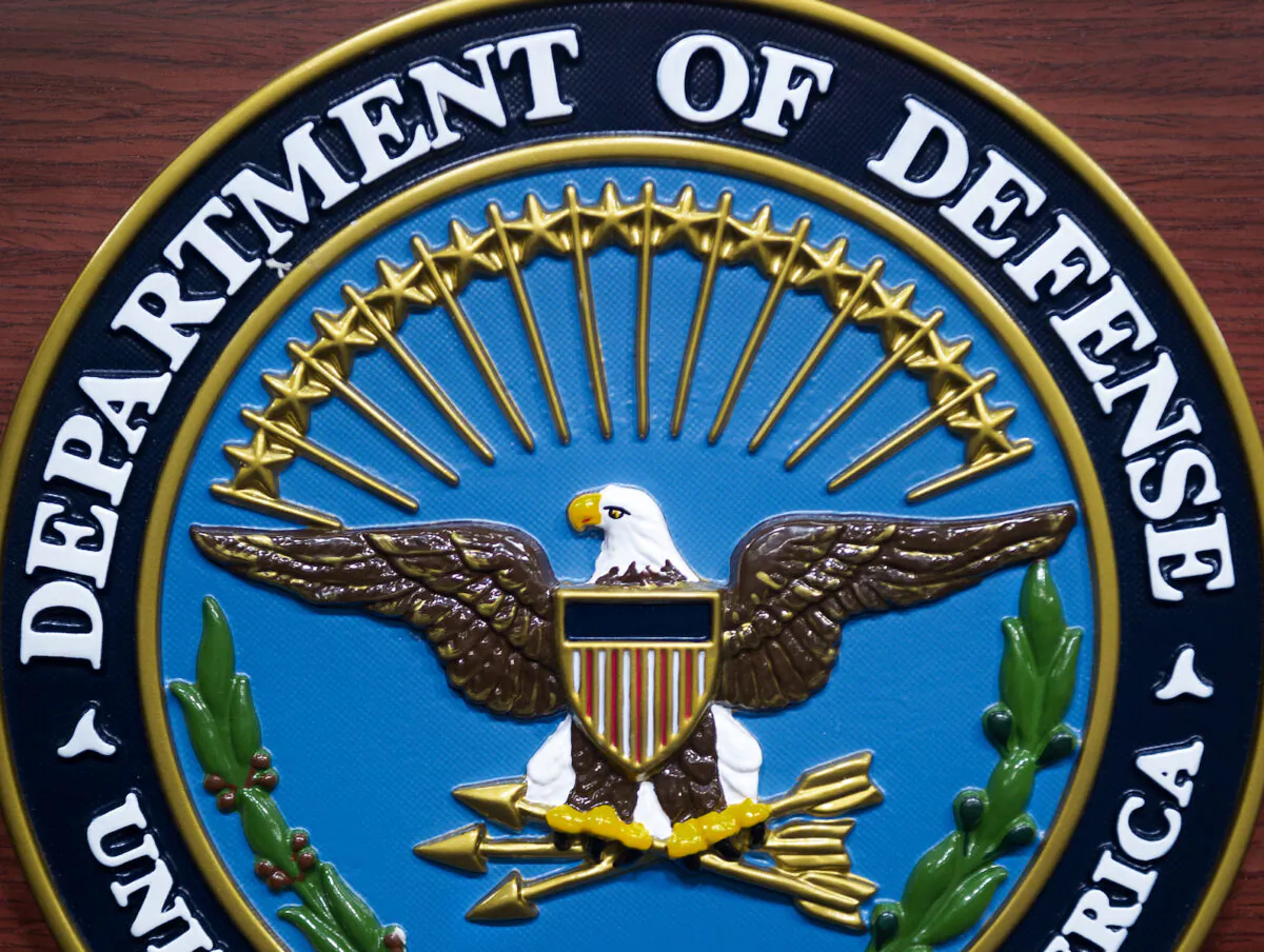 The U.S. Department of Defense seal in the media briefing room at the  Pentagon in Washington, on Dec. 12, 2013. (AFP Photo/Paul J. Richards/via Getty Images)