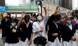 Chinese Regime's Legal Influence Triggers Disquiet in Hong Kong Financial Sector