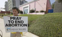 Mississippi’s 15-Week Abortion Ban Blocked by Appeals Court