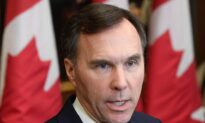 Morneau Touts Strong Economy, Liberals Rack Up Higher Deficits