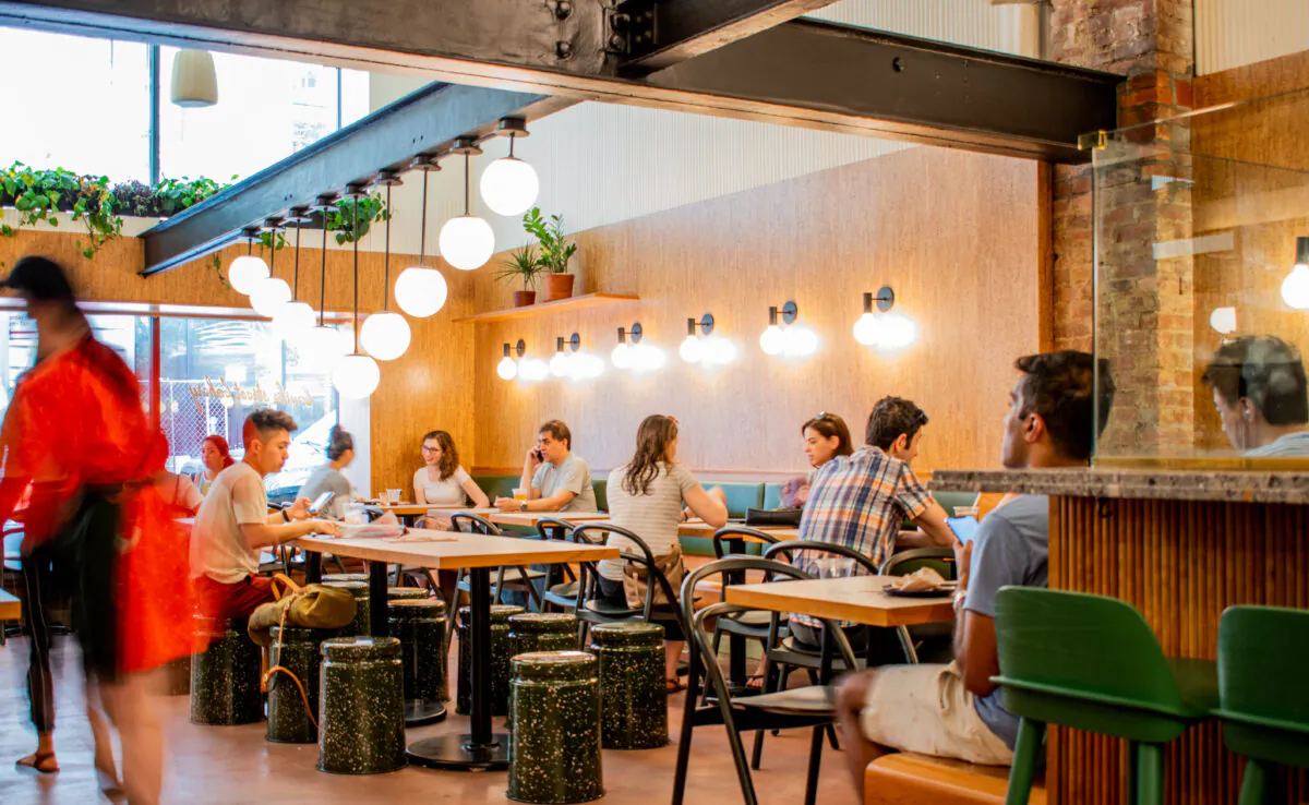 The vibe is casual and relaxed. (Olivia Parsonson)