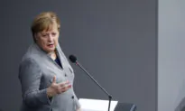 Merkel Says Unaware of Threats by Regime to Retaliate if Huawei Excluded from 5G Rollout
