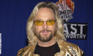 The Dangerous Life of Being a Conservative Comedian, With Steve McGrew | Crossroads