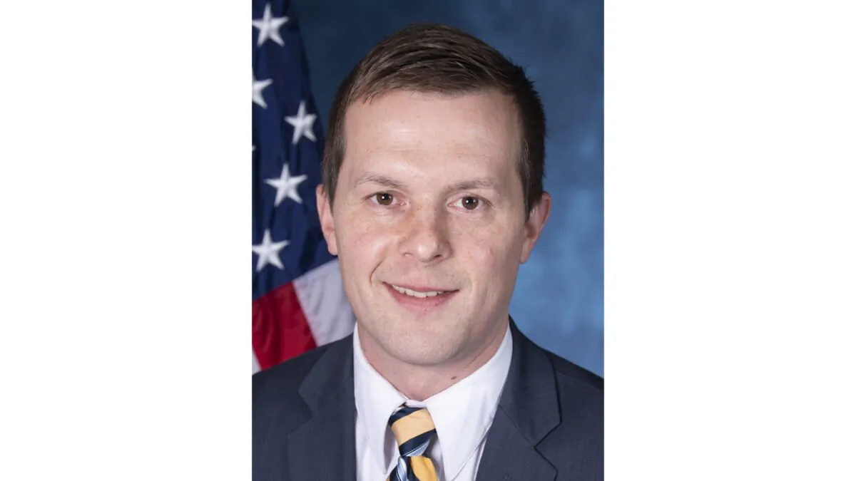 Rep. Jared Golden (D-Maine) in an undated official portrait. (Golden.house.gov via Wikimedia/Public Domain)