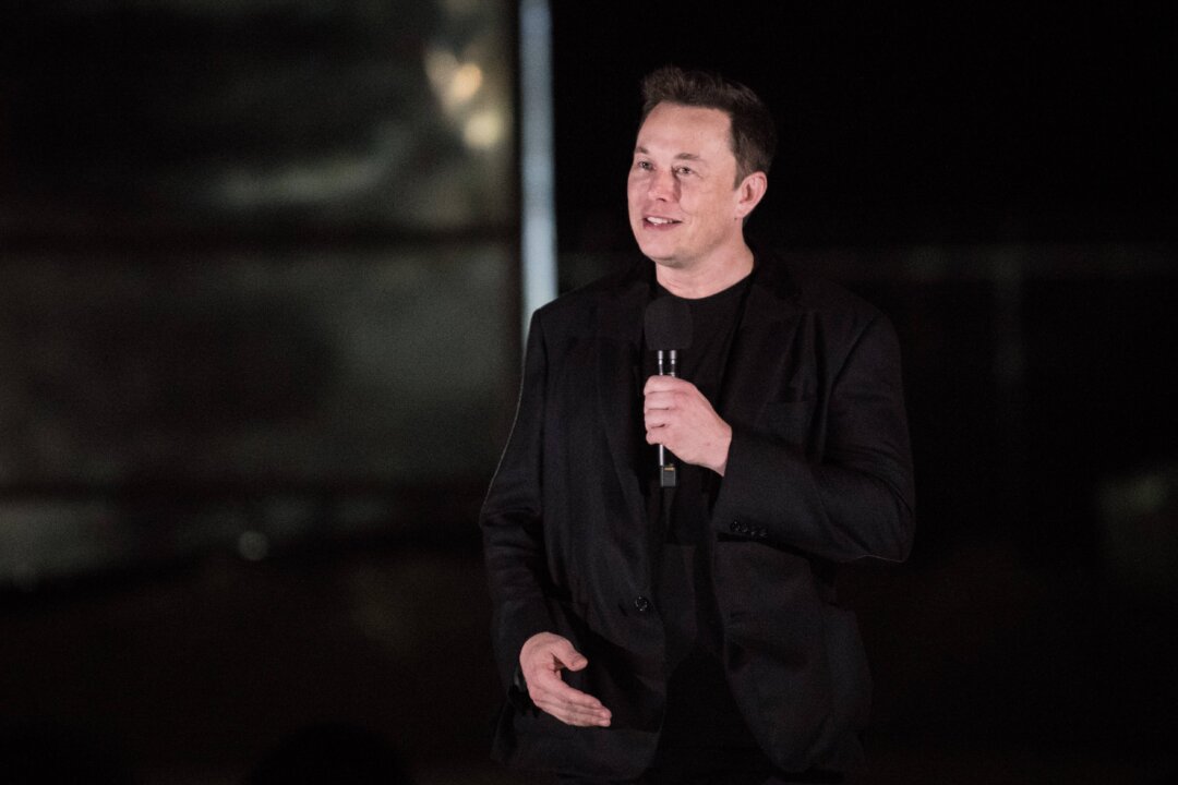 Like many entrepreneurs, Musk learns from mistakes. (Loren Elliott/Getty Images)