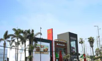 McDonald’s Peru Operator Shuts Restaurants for Inspection After Employee Deaths