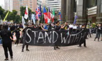Hongkongers March to Consular Offices to Appeal for International Support