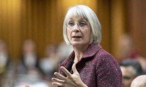 Ottawa Moves to Restrict Vaping Ads to Prevent Youth Exposure