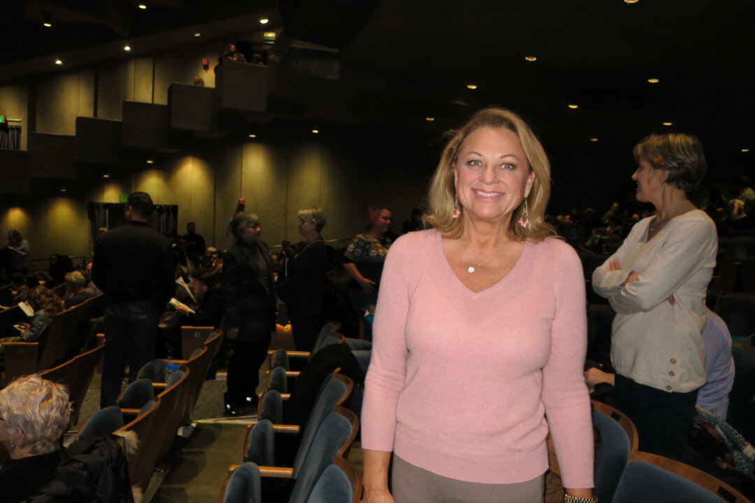 Michelle Vasey experienced Shen Yun at Zellerbach Hall in Berkeley, Calif., on Dec. 21, 2019. (Chiawei Lin/The Epoch Times)
