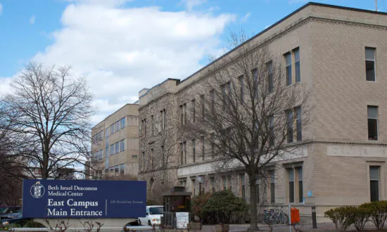 Chinese Researcher Accused of Trying to Smuggle Biological Material Out of US