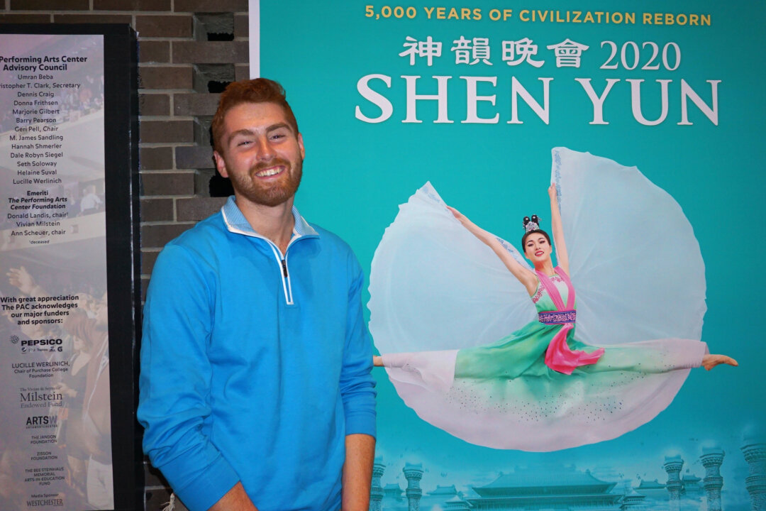 Shmuel Schuck enjoyed Shen Yun at the Performing Arts Center of Purchase College, New York, on Dec. 22, 2019. (Sally Sun/The Epoch Times)