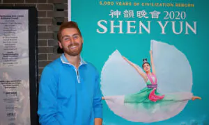 Shen Yun Moves Audience Through Beauty and Truth