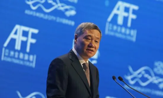 China Should Step Up Regulation of Artificial Intelligence in Finance, Think Tank Says