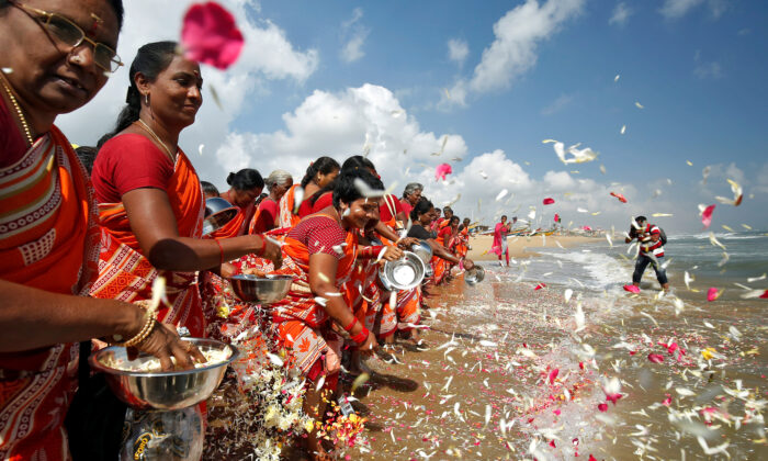 PHOTOS: 11 years on, fishermen offer prayers on Tsunami 