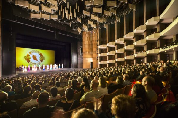 20191227-2pm-Ottawa-Theatre-shenyun
