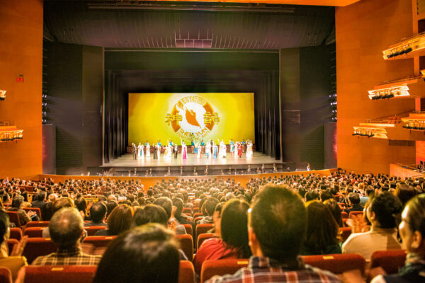 Shen-Yun-shenyun-audience-Japan