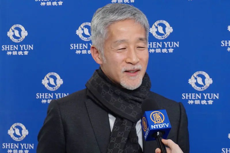 Inoue Kenn, president of Inoue Neurology Hospital, attended Shen Yun Performing Arts New York Company’s performance at Hiroshima Bunka Gakuen HBG Hall, Hiroshima, Japan, on Dec. 29, 2019. (Lu Yong/The Epoch Times)