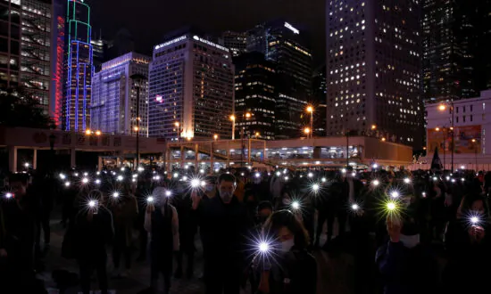 ‘Persist in 2020:’ Hong Kong New Year Protests Start
