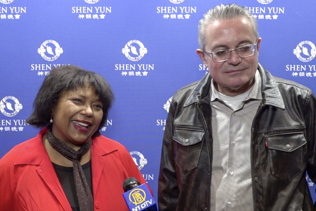 Wanda Sanchez and Thomas Keienburg enjoyed Shen Yun at the Jones Hall for the Performing Arts in Houston, on Dec. 30, 2019. (NTD Television)