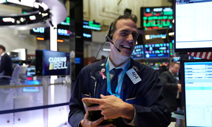 Corporate Earnings Hopes Rise on Early S&amp;P 500 Results ‘Surprise’