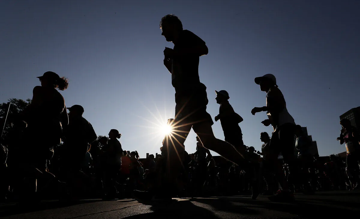 Runners compete in the "Oasis International Marathon de Montreal" in Montreal, Canada, on Sept. 21, 2019. (Al Bello/Getty Images)