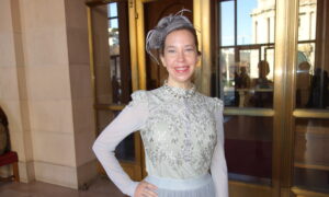 Former Ballerina: Shen Yun Dancers Are ‘Reaching Out to Eternity Through Their Movements’