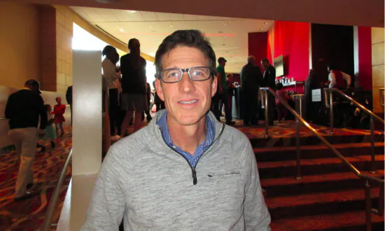 Theatergoers Treated to a Celestial Visitation in Shen Yun Performing Arts