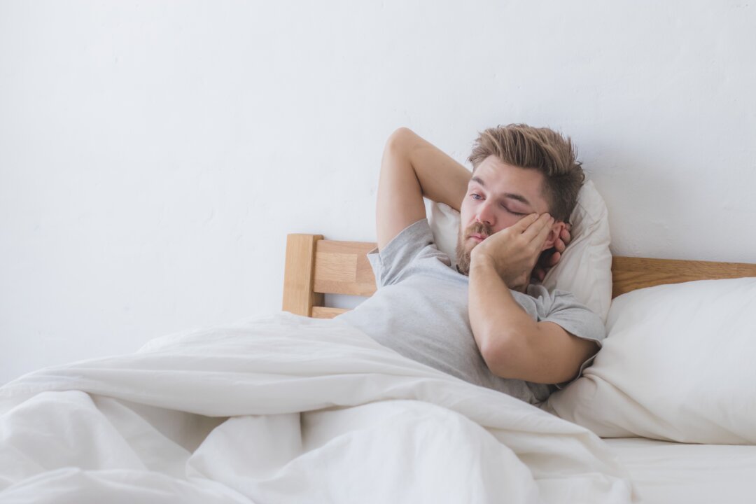 Feeling doubtful about your resolutions? Maybe you need to set your sights on something you can do this month, rather than this year. (Thomas Andre Fure/Shutterstock)